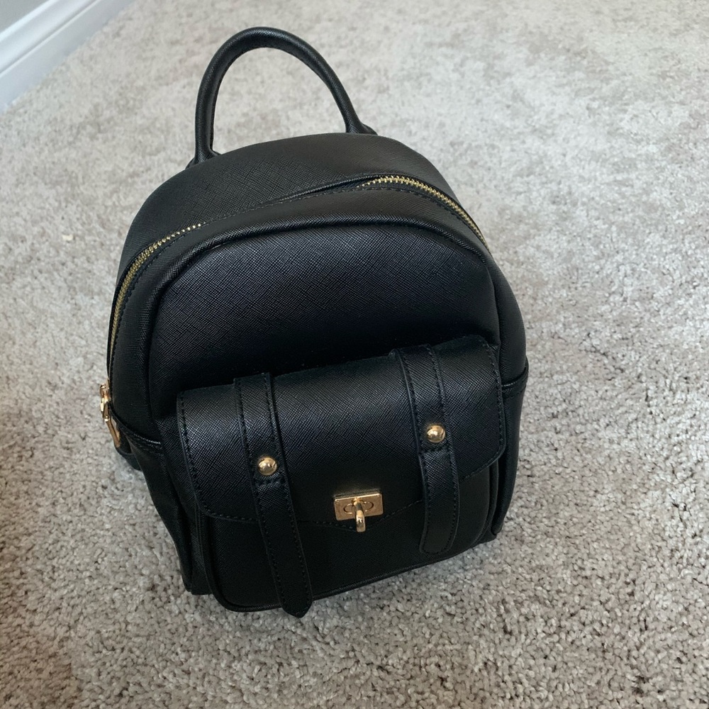 Small backpack - Picture 2 of 3